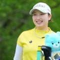 「気合い入ってんねんなぁ」人気女子ゴルファーの“男前”な姿が反響「なんでも絵になるね」「ラウンド中より目がマジだったり」