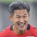 ５９歳カズの天皇杯２得点にネット沸騰「バケモン」「これこそ生涯現役」「２０代に交じってサッカーが奇跡」