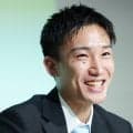 「メイクでこんな変わるんか」大激変にネット騒然　桃田賢斗と組んだ女性芸人が「めっちゃ美人」