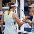 シフィオンテクがベスト4進出！ルバキナは左足首の負傷で途中棄権、世界1位奪取ならず[シンシナティ・オープン]