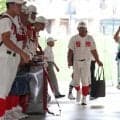 夏の甲子園決勝　緊張感漂う両チームの球場入り　青柳監督と中谷監督が球場入り前にあいさつ　頂点に立つのは攻撃力か投手力か