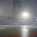 「球場がプールみたいになってる」ＤｅＮＡ-阪神　豪雨で横浜スタジアムが前代未聞の状況に　３０分遅延発表→約２５分後に一転して中止に