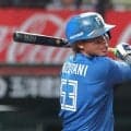 【日本ハム】水谷瞬が左手に死球を受け球場騒然　途中交代で病院へ