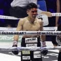 【ボクシング】坪井智也、１回から大量出血「勝負焦ってるのかな」前戦は無効試合