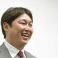 広島・新井監督　来季「ファンの方にたくさん笑ってほしいし自分も笑いたい」　ゾンビたばこ騒動もあって抑えた感情「全て解放したい」　オーナー報告
