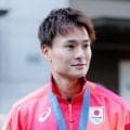 フェンシング】松山恭助と「美人すぎる」胸元レース白Ｔシャツ妻が２Ｓ披露、黒ミニワンピ姿も
