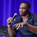 ラスが新たな目標を語る「2028年オリンピックのロサンゼルス大会で聖火を運ぶ役割を担いたい」