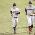 関学大・新井が父の前で先制打！観戦の広島・新井監督も笑顔「いいピッチャーから打てて、うれしいんじゃないですか」