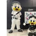 【ロッテ】「ちばスマイルキッズ・プロジェクト」千葉県内小学校へ野球用具一式454セット寄贈
