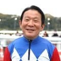 【阪神アーバン競馬】６７歳７か月２日　川原正一騎手が園田１Ｒで国内最高齢の勝利記録　誕生日２日違いの丹羽克輝騎手としれつな争い