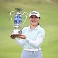 23歳ルーキー肥後莉音が逆転で今季2勝目　複数優勝者は今季初めて　国内女子下部最終日