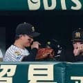 阪神 佐藤輝&森下がスタメン外れる