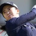 堀琴音が首位浮上、チップインバーディー決める　鈴木愛もトップ…桑木志帆は後半でダボ