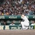 号泣する阪神右腕に…寄り添った“人物”に「泣ける」　あと1球からの悪夢「このシーン辛すぎた」