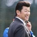 番長降臨「居ても立ってもいられずハマスタへ！ヨ・ロ・シ・ク！」　パブリックビューイングでファンと歓喜の瞬間　ＤｅＮＡが４連勝で２年ぶり日本Ｓ進出