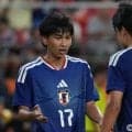 ｢時間が止まって見える｣J1広島の至宝20歳MF、相手を無力化するファンタスティック・ボレーに脚光！｢これはペドリだわ｣｢紫のチアゴ・アルカンタラ」
