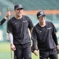 阪神・中野　佐藤輝に「１年目から３０本以上」ドラフト同期にエール　来季へ決意「穴はみんなで埋められる」
