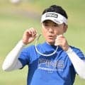 【男子ゴルフ】阿部裕樹が首位発進　佐野日大高監督「子どもたちの見本でいなきゃ」　３７歳ツアー初勝利へ