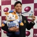 【DeNA】ドラ１左腕・大商大の星野世那が相川亮二監督からサプライズ電話指名あいさつ