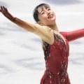 「きらきらうねうねが好き」23歳フィギュア女子が“新衣装”で魅了…「綺麗すぎる〜！！」「かっこいい！」
