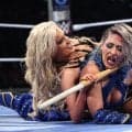 【WWE】ジュリアが因縁のモンローに２連敗　反則ありストリートファイト戦で顔面スプレー