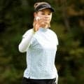 【女子ゴルフ】初Ｖ狙う３３歳・森井あやめ、桑木志帆と並ぶ首位で後半へ　１差３位に高野愛姫　佐久間朱莉は４位