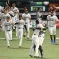 ソフトバンクが２年連続日本一！史上８度目の４戦４勝で１３度目の頂点！小久保監督が９度宙を舞う　ＭＶＰは正木　ＤｅＮＡに２年前の雪辱
