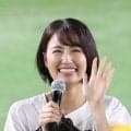 「誰かを参考にしてるの？」野球女子タレントの“神スイング”にファンも驚く