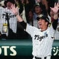 土曜午前…「公式発表きた」　届いた“お知らせ”にざわつくファン「この数日気が気じゃなくて」