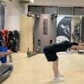 ゴルフスイング中の起き上がりを防ぐならコレ！前屈改善エクササイズ！