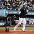 【日本ハム】1人4役！西岡剛野手総合コーチ「体１つでもつかな」ボスとダブル・ツヨシでV奪取