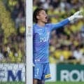 【浦和】西川周作「受け入れがたい結果」J1最多出場を記録も４失点「まだまだだぞと神様に」