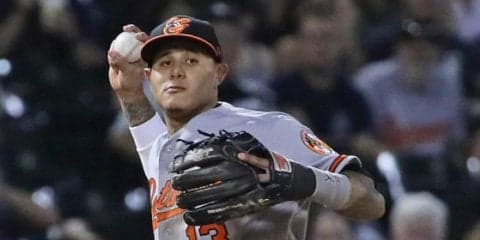 【MLB】驚異の併殺に称賛続々　名手マチャド「狂気の守備範囲」＆スコープ“片足送球”