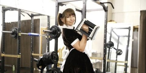 「食べないダイエットは、努力じゃなくて我慢」。15万人が注目する究極の美尻を持つmeruさん【筋トレ女子 #1】