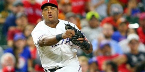 3000安打間近のベルトレに珍事　ネクストバッターズサークル“移動”で退場