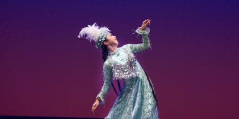 ダイナミックな回転から女性らしい振り付けまで。民族舞踊・ウズベキスタンのダンスの魅力とは？