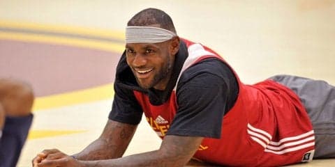 実戦練習の機会を欲したレブロン・ジェームズ、ニューヨークでカーメロ・アンソニーやケビン・デュラントとトレーニング