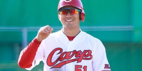 24日の公示　広島は鈴木、阪神は西岡を抹消、ロッテは7選手を入れ替え
