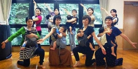 抱っこしたままでできる！「ベビーダンス」で産後の悩みを解決
