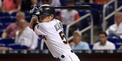 イチロー、九回2死から同点打…マーリンズが延長でサヨナラ勝ち
