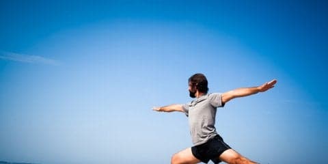 今じわじわ人気が高まっているメンズヨガ。男性がヨガを行うメリットとは？