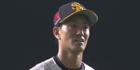 ソフトB城所が衝撃スーパープレー　スライディングキャッチに本拠地大歓声