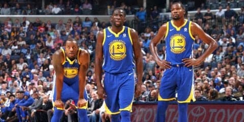 ドレイモンド・グリーン、グリズリーズ戦で退場処分を受けたカリーとデュラントに苦言「優勝するには2人の力が必要」