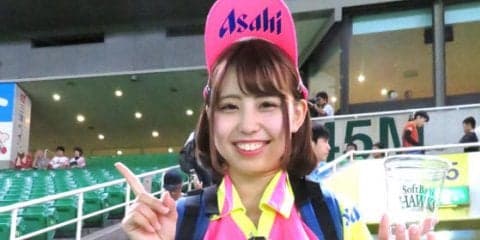 「福岡発　売り子名鑑」目印は「大きな口」　看護師を目指す“白衣の天使”の卵