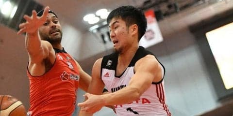 富樫勇樹がキャリアハイの42得点を挙げた千葉ジェッツを撃破、前日に大敗したアルバルク東京がリベンジを果たす