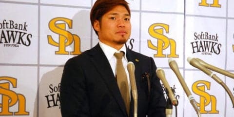 ホークス吉村、20％ダウン4000万円で単年契約「結果で感謝を表したい」