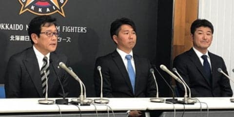 日ハム復帰の實松「12年ぶりに帰れて感謝」「まずは選手として日本一に」