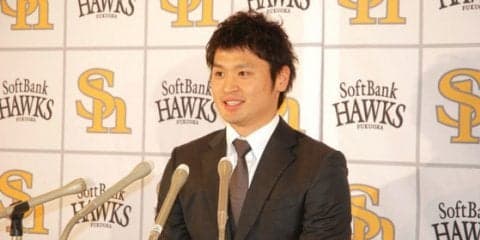 ホークス中田、1000万円減の8500万円で新たに単年契約「先発をもぎ取る」
