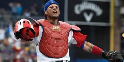 【MLB】モリーナ強肩＆バエスのノールックタッチ　WBCでの美技“融合”に改めて脚光