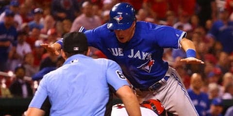 【MLB】プロと少年、どっちがスゴい？　全米騒然、2つの捕手飛び越え“曲芸生還”